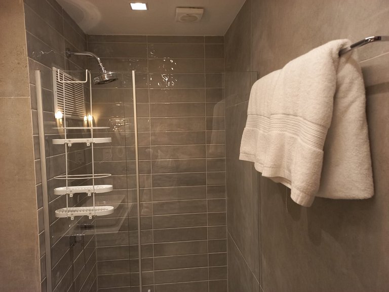 Get a Flat 411 | Near Paulista • Renovated w/ sofa bed + 24h