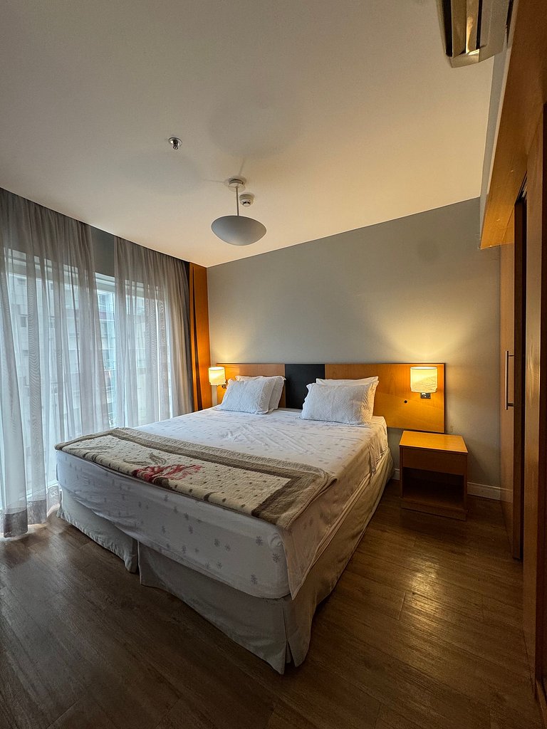 Get a Flat 401 /Jardins/ Ibirapuera