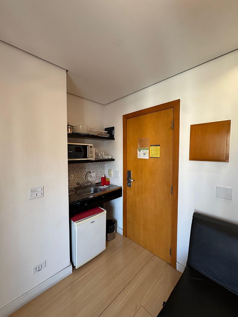 Get a Flat 701–Suíte com Terraço e Parede de Vidro | Ibirapu