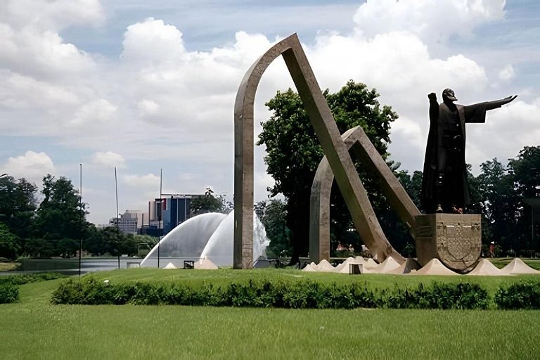 Get a Flat 1302 Bienal-Ibirapuera